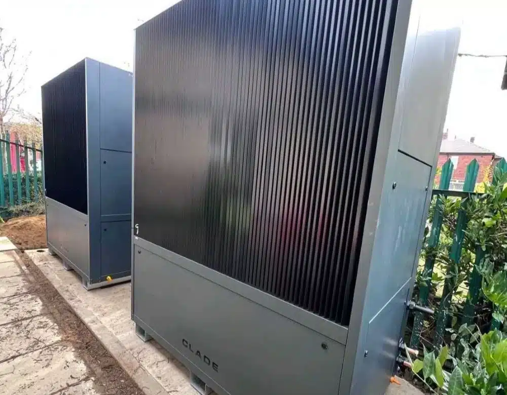 Retrofitting CO2 heat pump