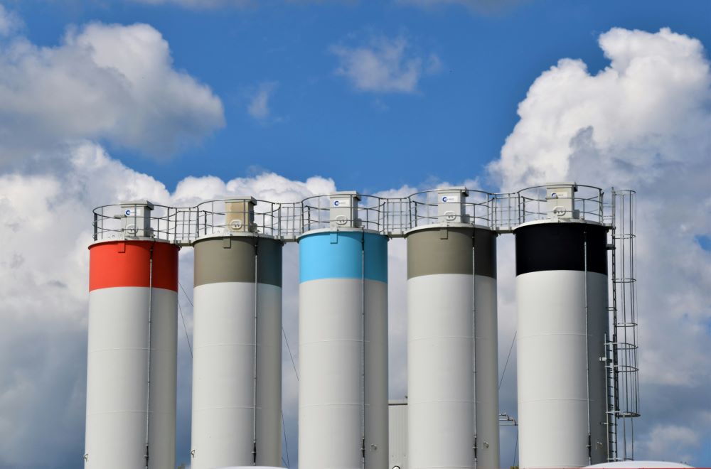 Industrial heat pumps
